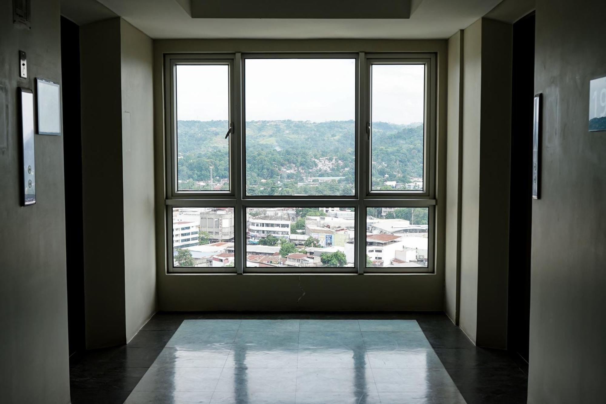 Modern Designed Studio Condo Near Ayala Centrio Cagayan de Oro Esterno foto