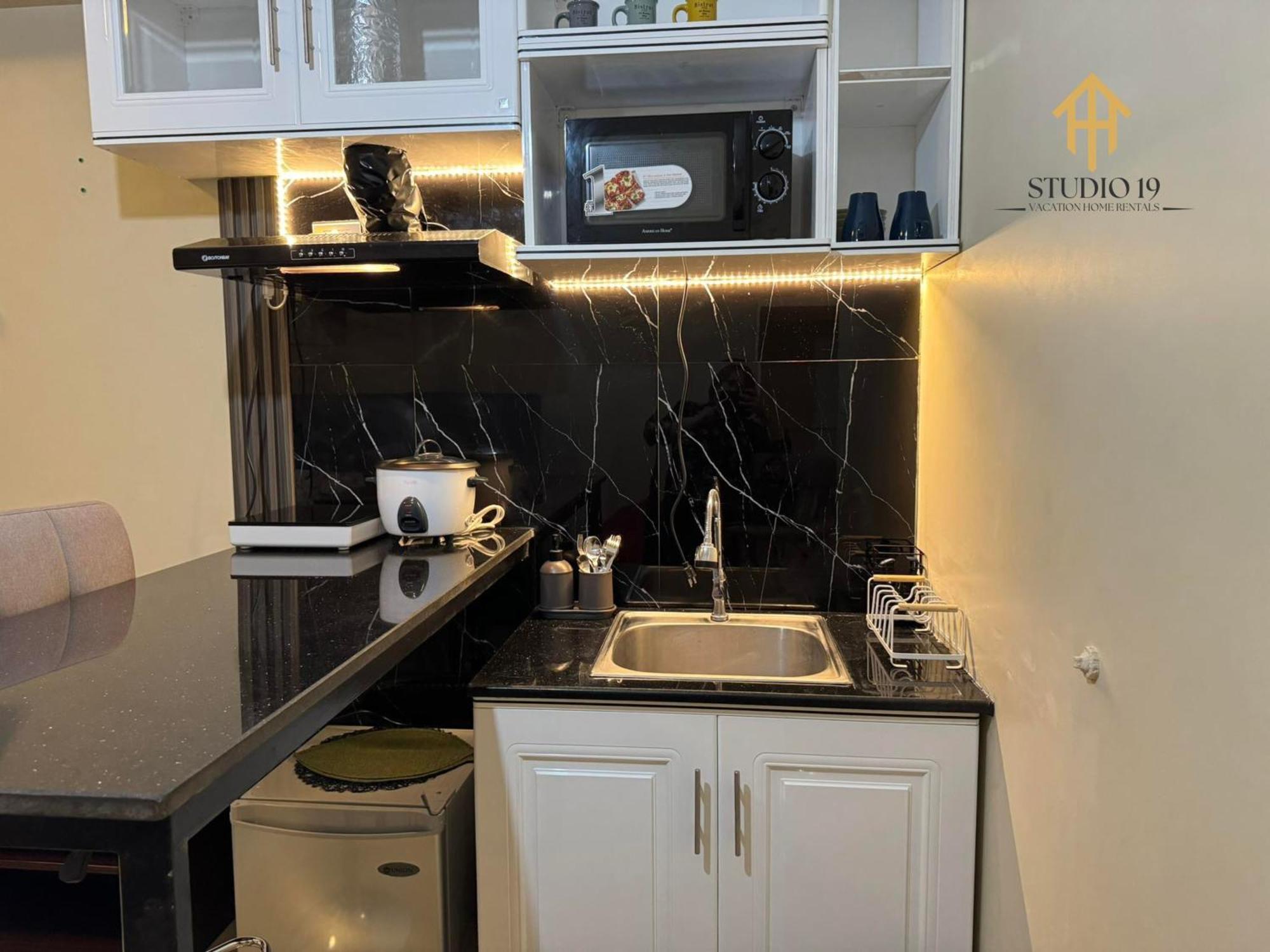 Modern Designed Studio Condo Near Ayala Centrio Cagayan de Oro Esterno foto